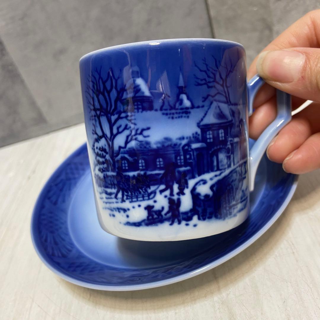 ロイヤルコペンハーゲン　イヤープレート8枚　カップソーサー3客　セット