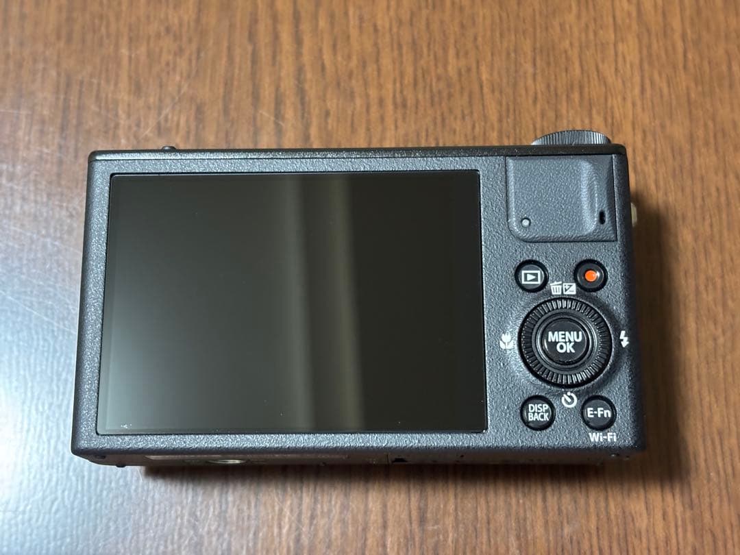FUJIFILM XQ2 ブラック 動作確認済み 本体、バッテリーのみ