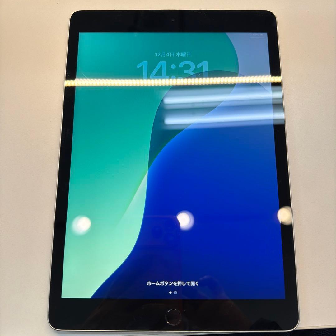 iPad 第9世代 64GB Wi-Fi 97% 外装キズ多い 液晶キレイ