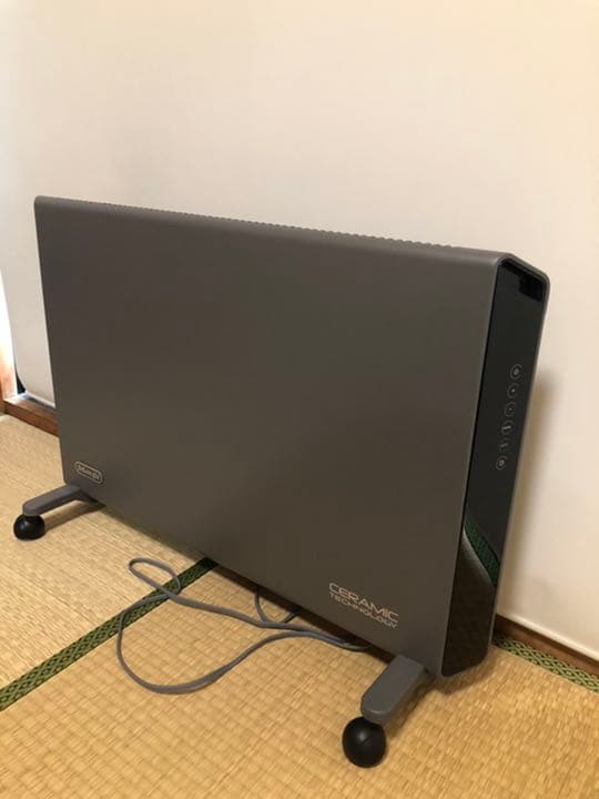 デロンギ　コンベクターヒーター  DeLonghi HXJ60L12