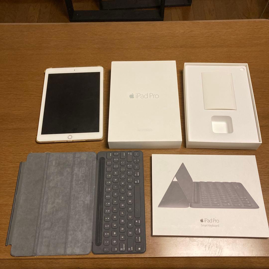 整備済品　iPad Pro 9.7 A1673 ピンクゴールド 保護シール