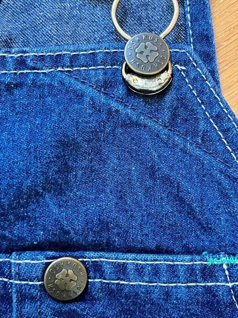 OshKosh ダークブルー デニムオーバーオール