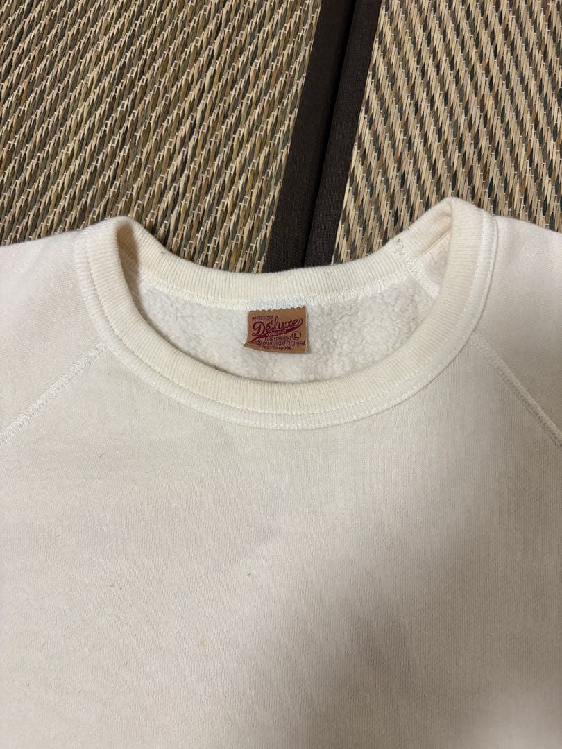 デラックスウェア　ホワイト スウェット トレーナー
