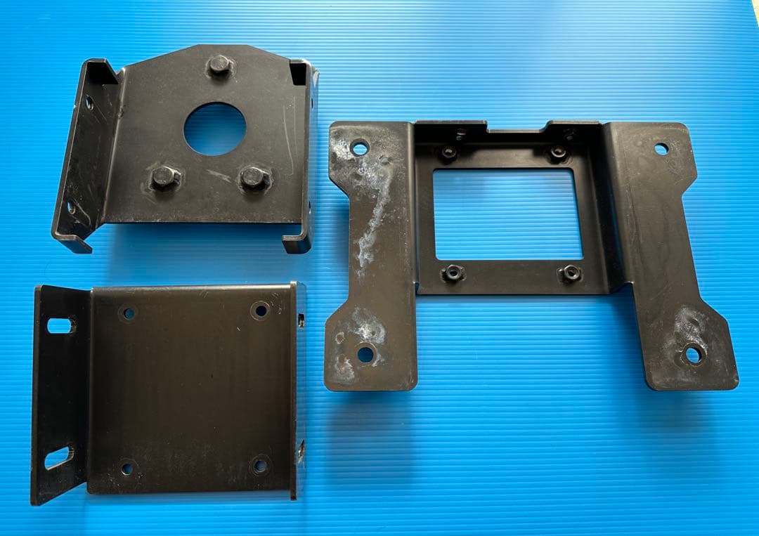 ジムニー用　スペアタイヤ移動ブラケット