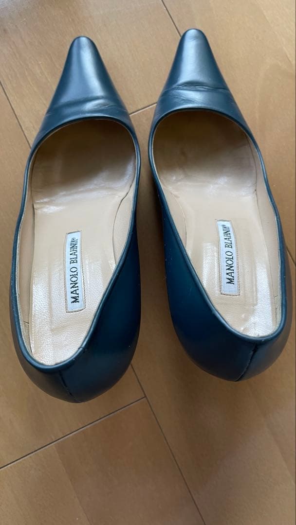 マノロブラニクMANOLO BLAHNIK 37.5
