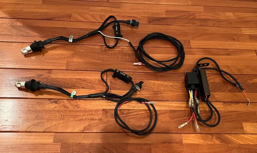 エーモン2850 エンジンON-OFFユニット&PIAA ウイポジキットT20