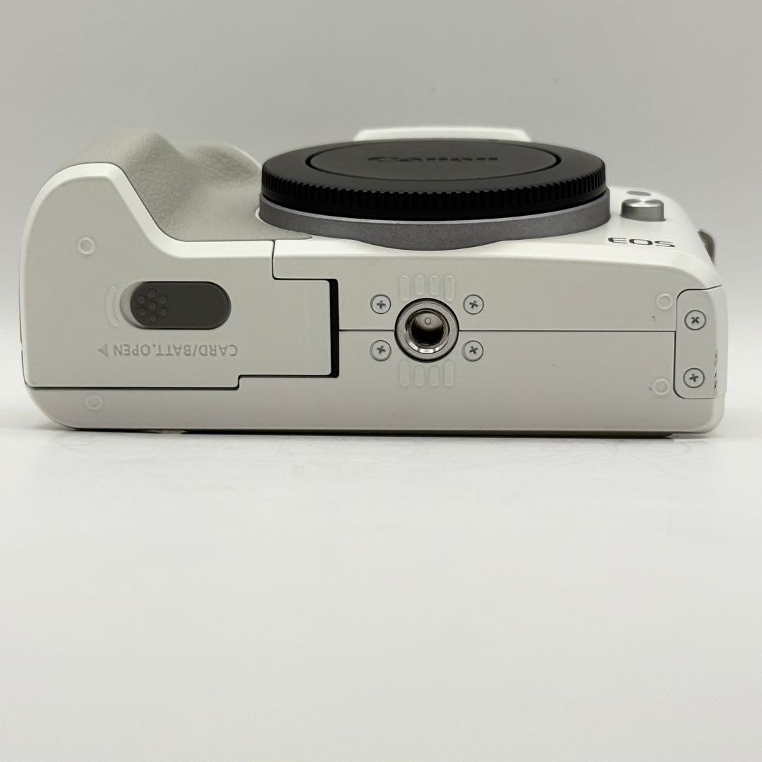 Canon EOS Kiss M2 ホワイト レンズセット