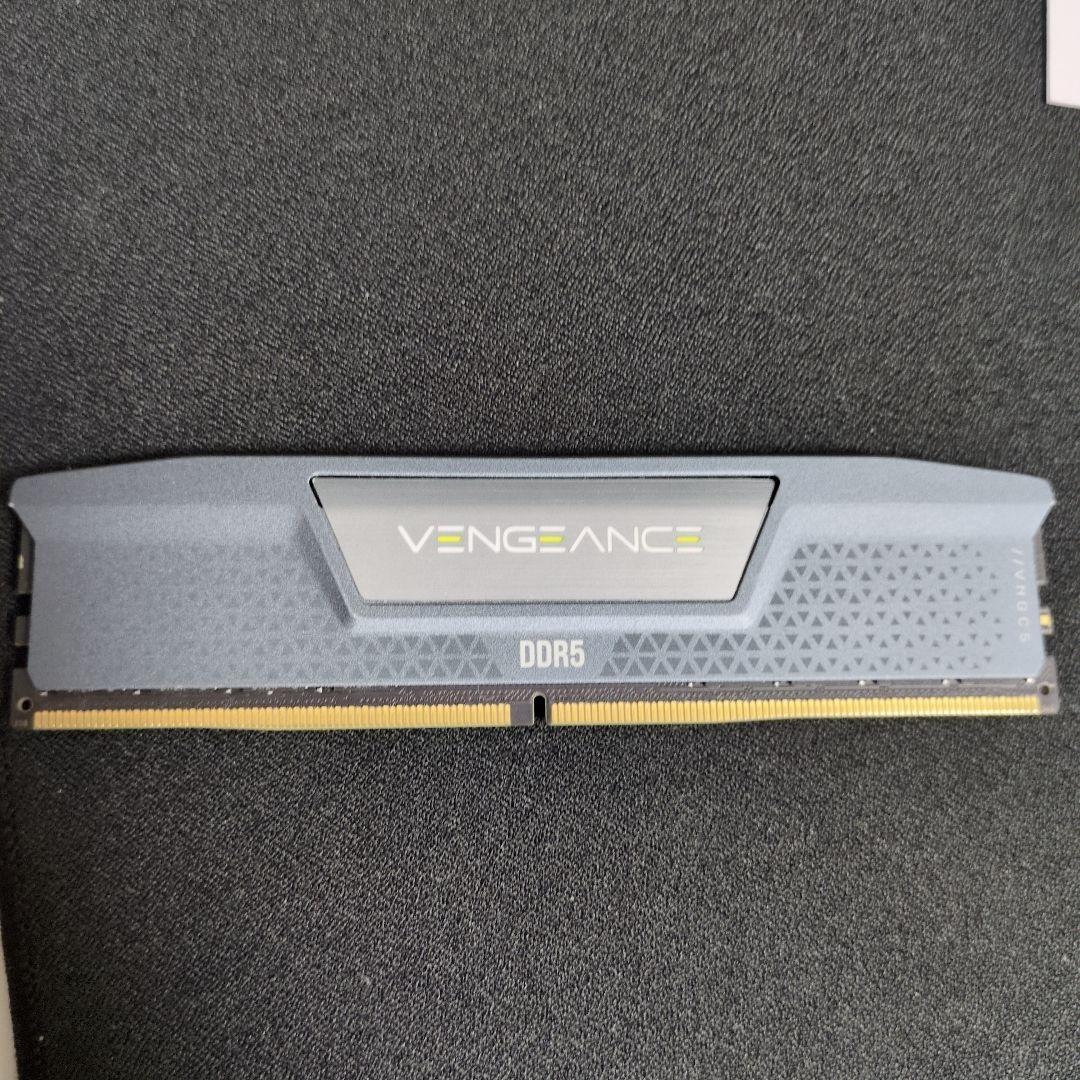 メモリー Vengeance DDR5-5600 32GB