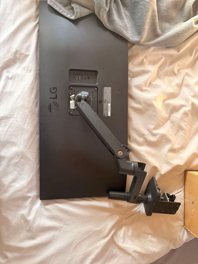 エルゴトロン　モニターアーム