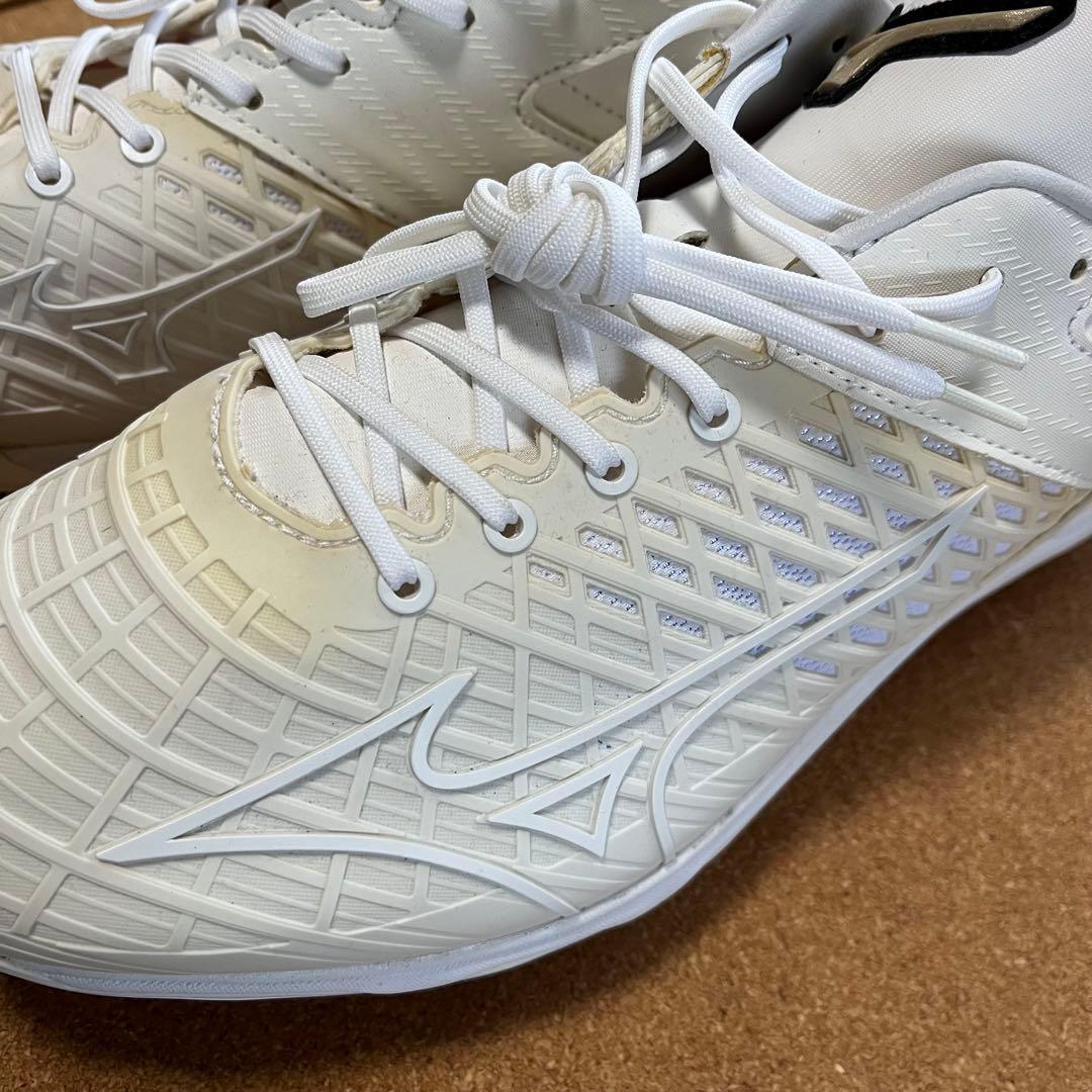 未使用品　スピードレボエース　ホワイト　27.5cm ミズノ