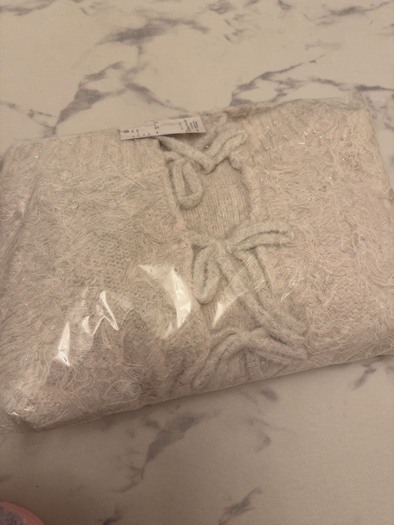 エメミーエメFringe knit minionepiece