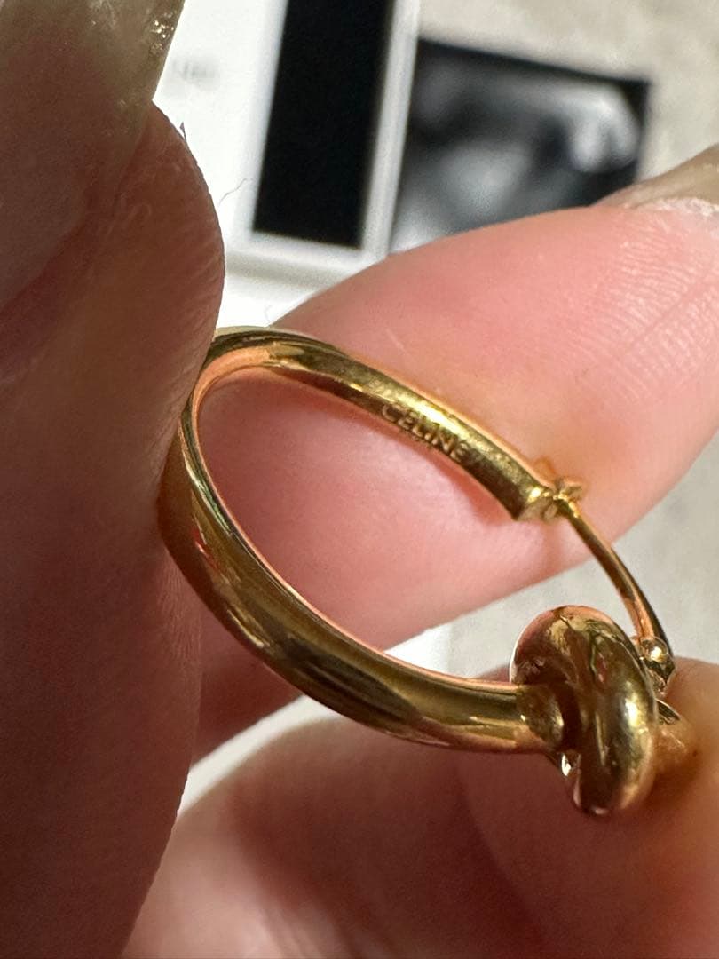 CELINE ノットピアス ゴールド(片耳用)