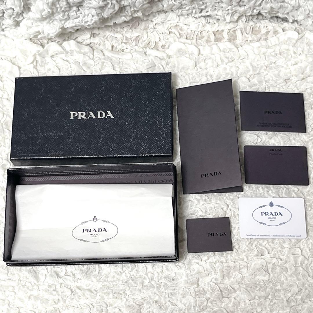 良品✨プラダ 長財布 三角ロゴ 近年モデル サフィアーノレザー ブラック　黒