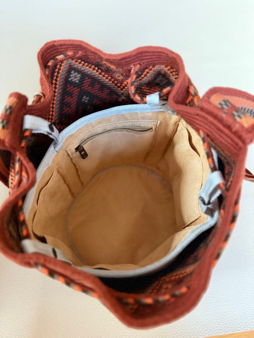 WAYUU ウィユウ柄 巾着ショルダーバッグ　バックインバックをプレゼント