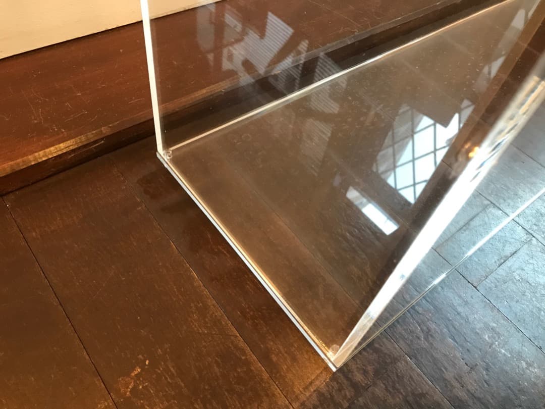 【新品未使用】大型アクリルケース 「幅60cm×奥行20cm×高さ60cm」