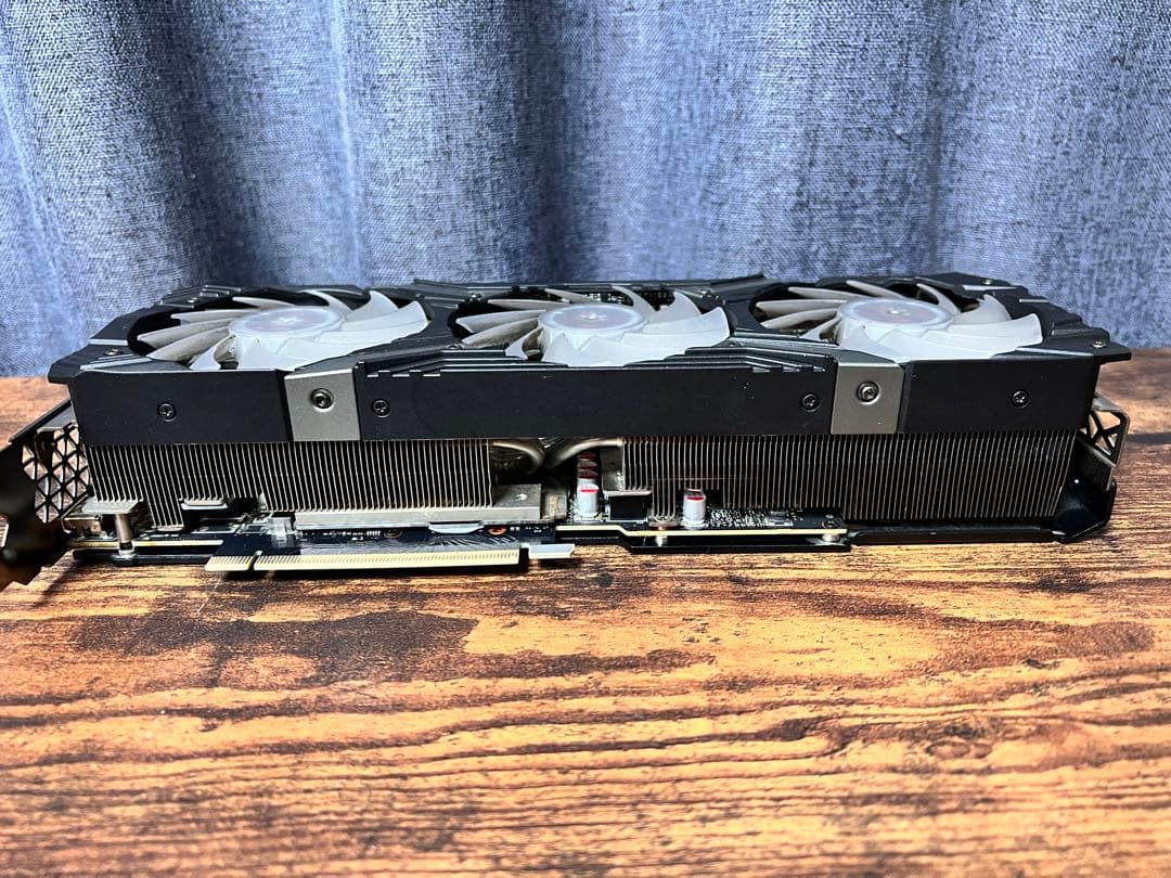 グラフィックボード・グラボ・ビデオカード ELSA GeForce RTX 3080 ERAZOR X GD3080 92