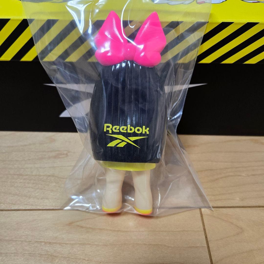 グレープブレイン x スニーカーダンク x ポンプフューリー にぎるちゃん黒