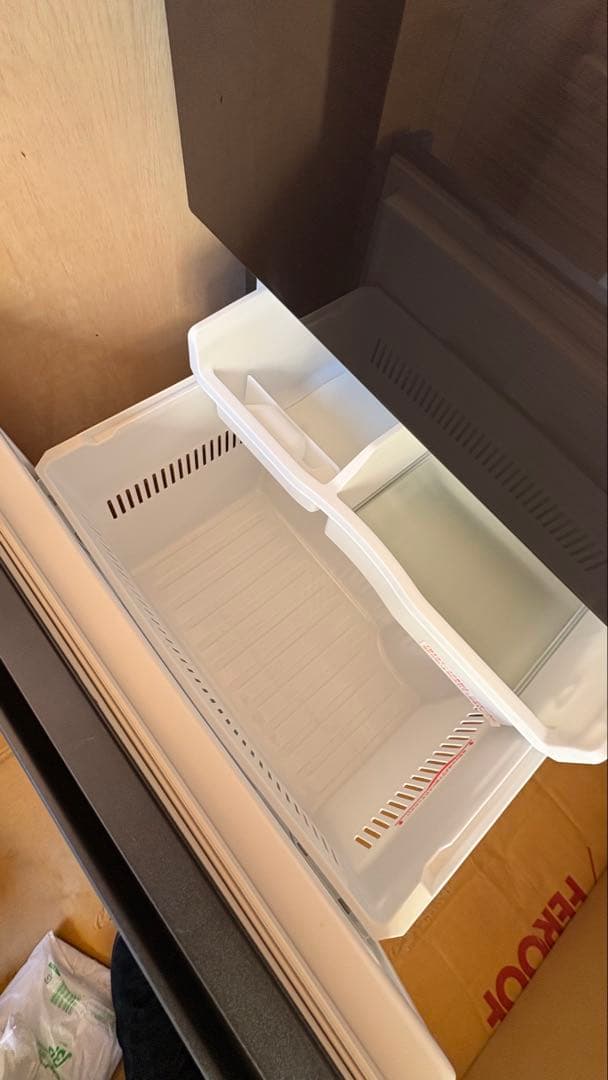 【美品・ほぼ未使用品】パナソニック ノンフロン冷凍冷蔵庫 335L