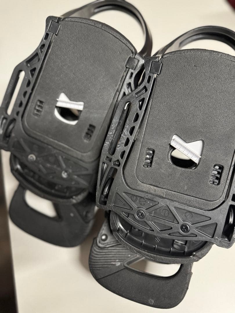 Burton Lexa estビンディング ブラック Mサイズ