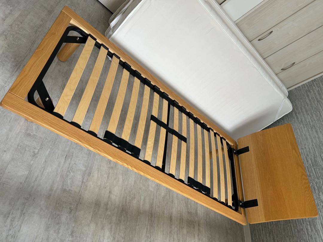 無印良品　ベッドフレーム　スモールシングル　オーク材　②