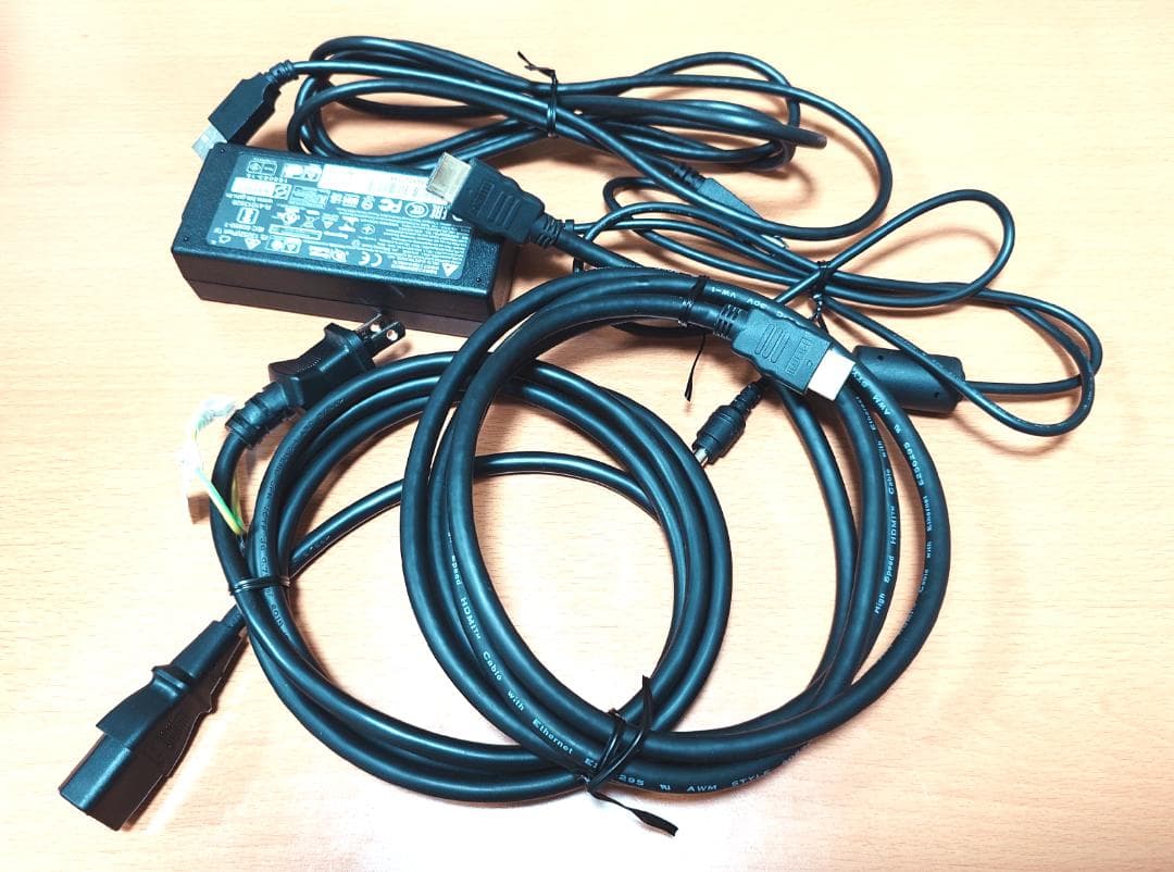 液タブ Wacom Cintiq 22 DTK2260K1D