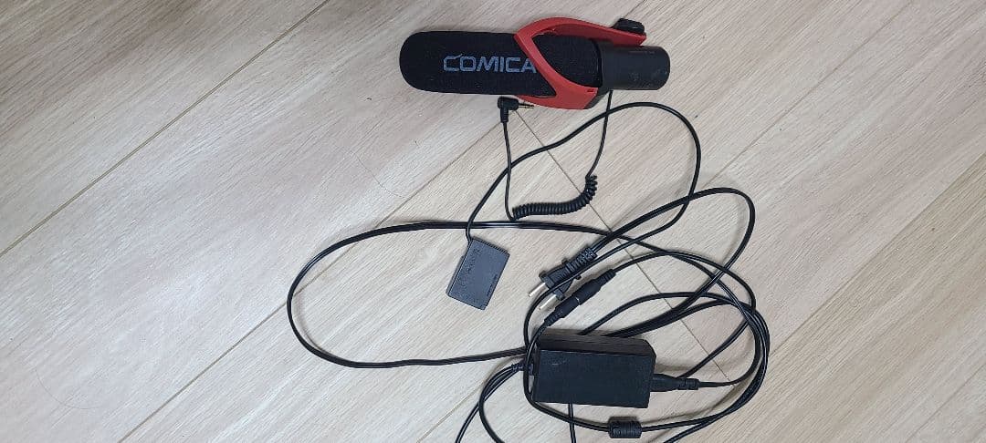 本日限定値引き！Canon EOS Kiss X10 ホワイト カメラバッグ付き