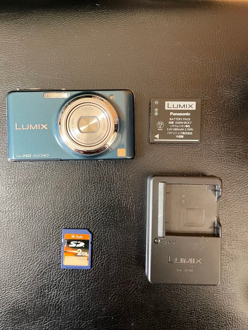 Panasonic LUMIX DMC-FX77 ブルー　動作確認済み