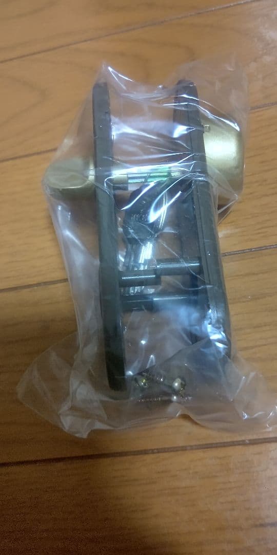 東洋プライウッド鍵付きレバーハンドル(ドアノブ)12型(DG12C)