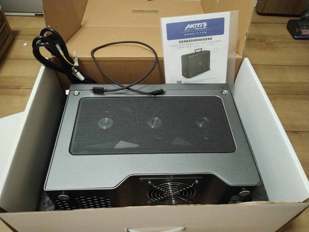 MSI GeForce RTX 3080+AKITIO Node GPUケース