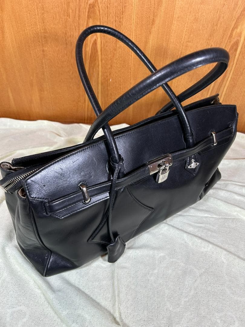 ヴィヴィアンウエストウッド バッグ ブラック バック ボストンバック レザー