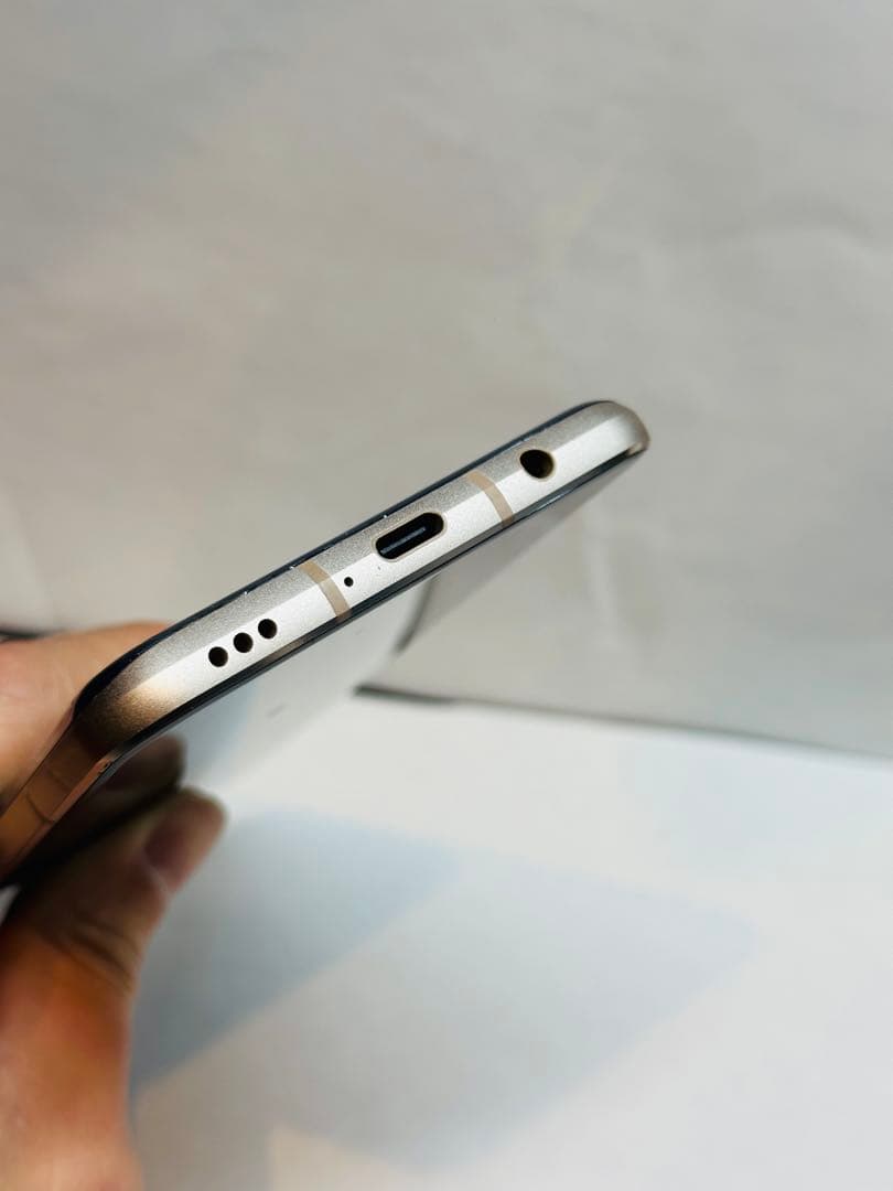 LG V60 ThinQ 5G L-51A 75878スマートフォンSIMフリー