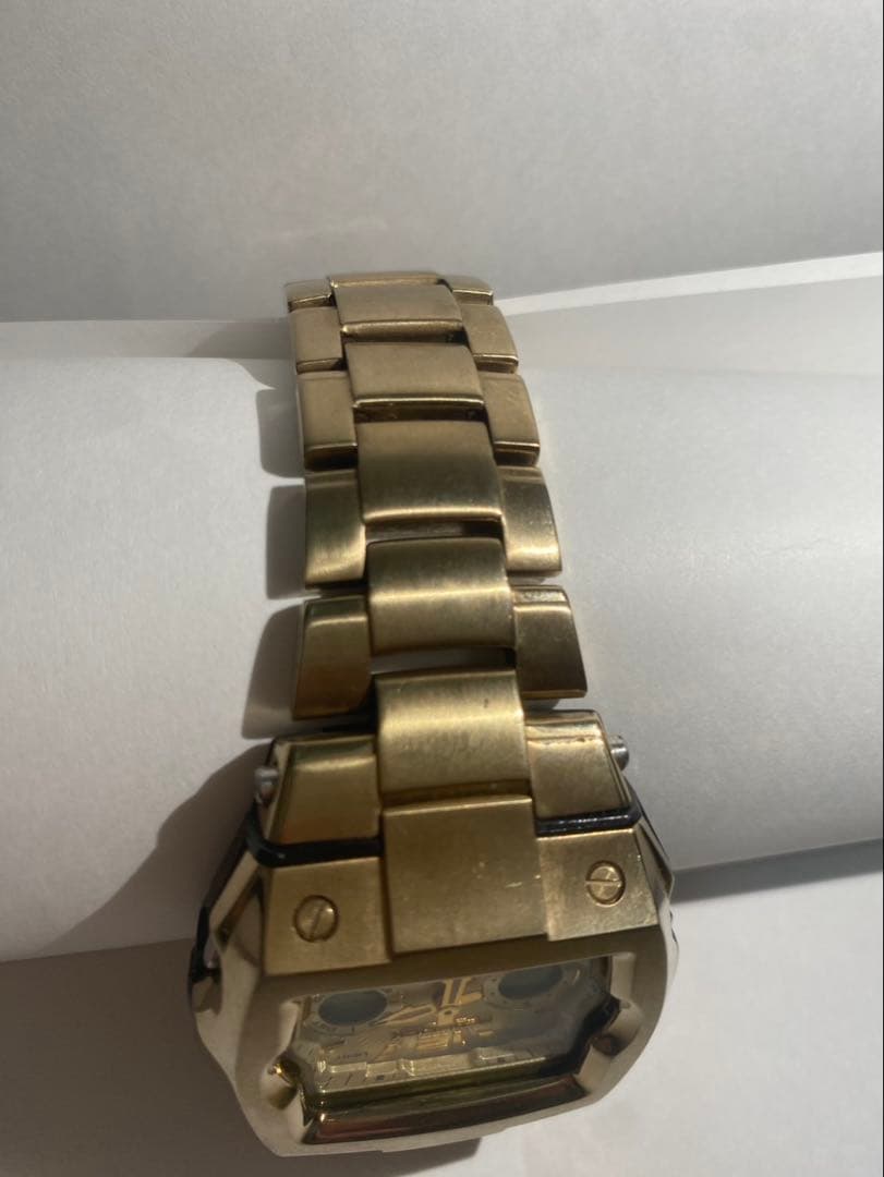 S*a様 【レアモデル】G-SHOCK Treasure Gold G-011G