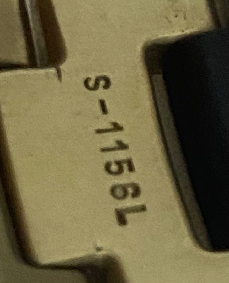 S*a様 【レアモデル】G-SHOCK Treasure Gold G-011G