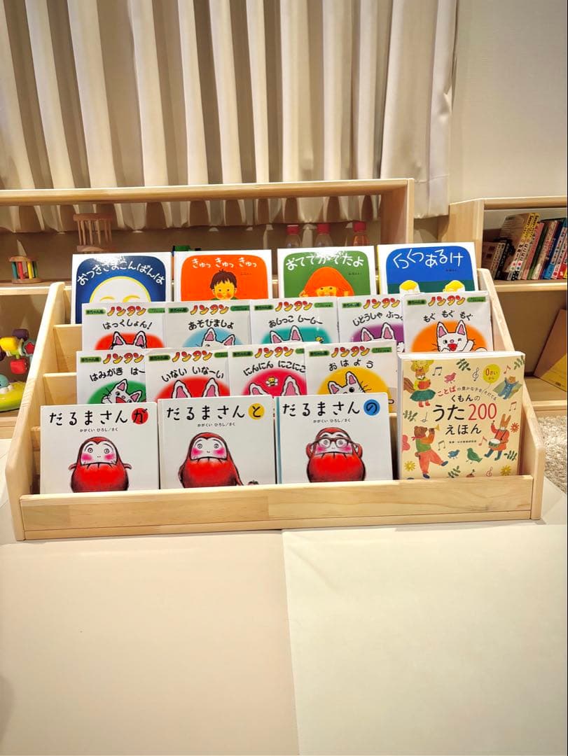 Sugar様　絵本棚上段のみ