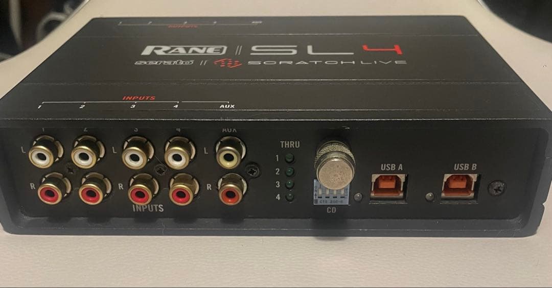 RANE SL4 オーディオインターフェース　(アダプタなし　本体のみ)