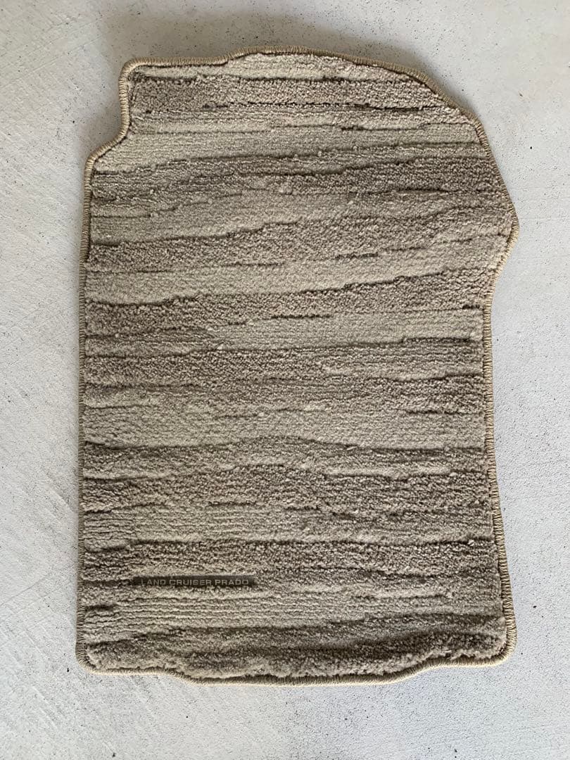 トヨタ　ランドクルーザープラド　150後期　純正フロアマット　7人用