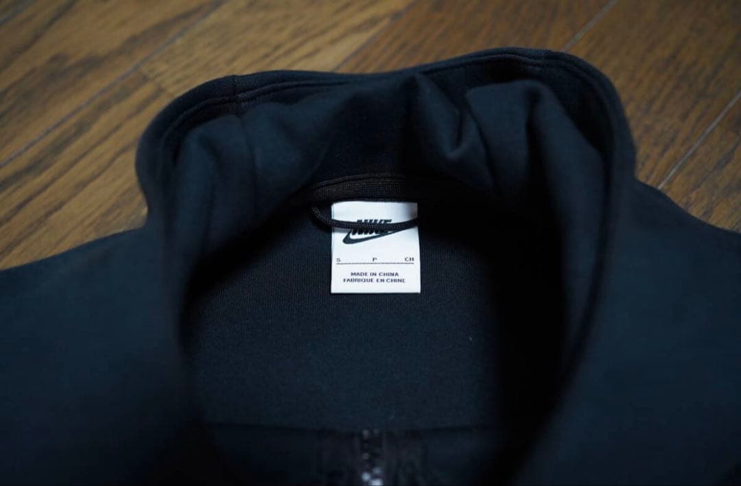 NIKE テックフリース　S 黒 廃盤