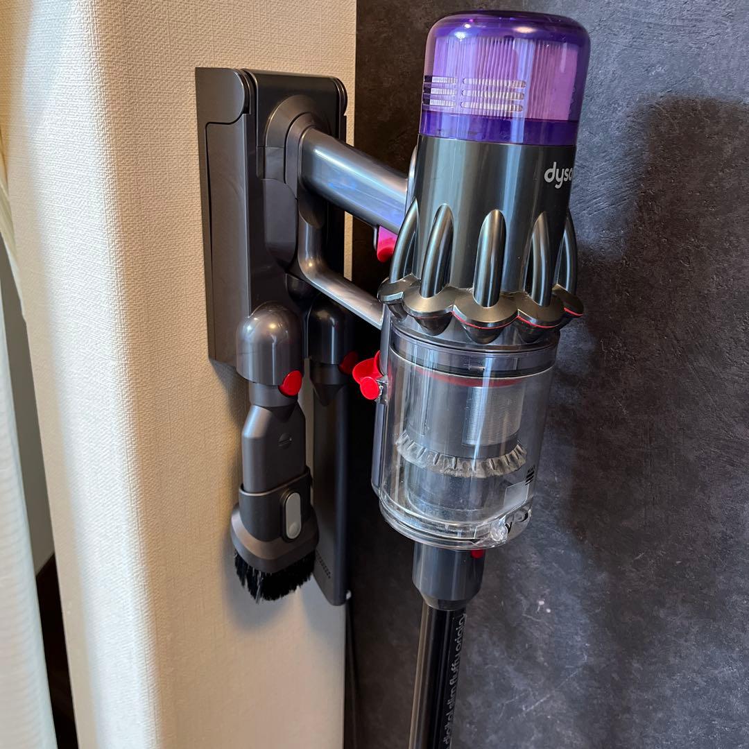 ダイソンデジタルスリムフラフィオリジンSV 18 バッテリー無　壁掛け　ジャンク