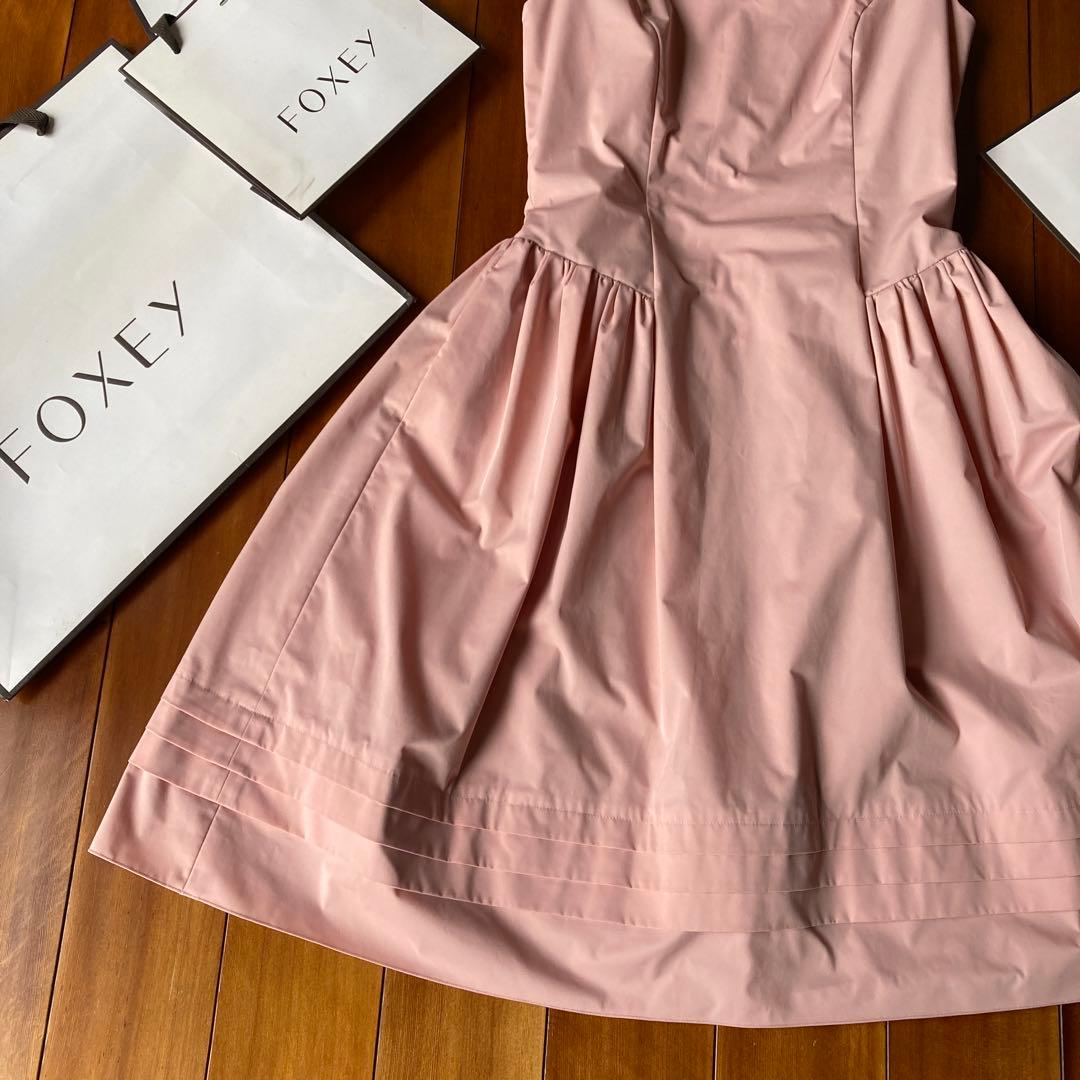 ♡専用美品♡フォクシー　エアリータックワンピース　ドレス　40号