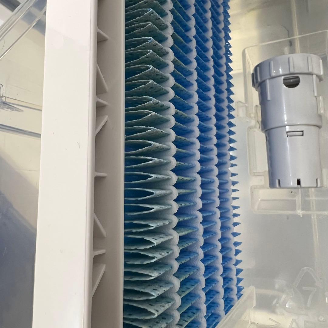 2024年製 シャープSHARP 除加湿空気清浄機 KI-PD50-W