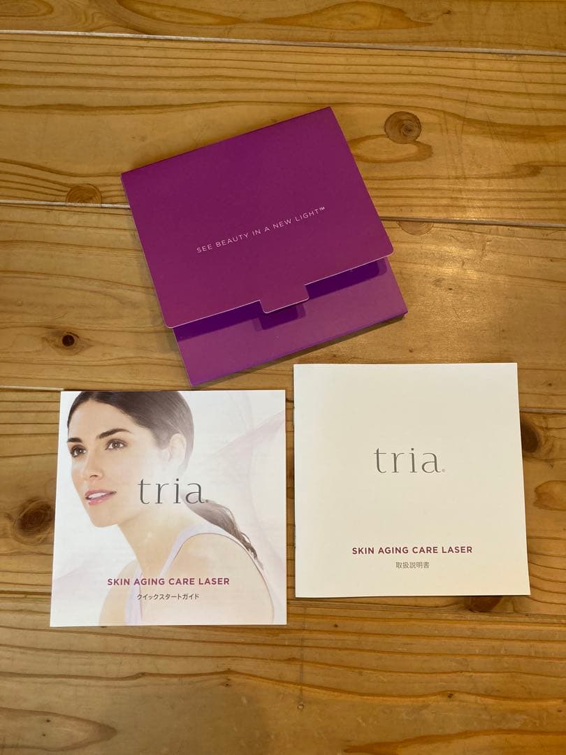 tria スキンエイジングケアレーザー ピンク