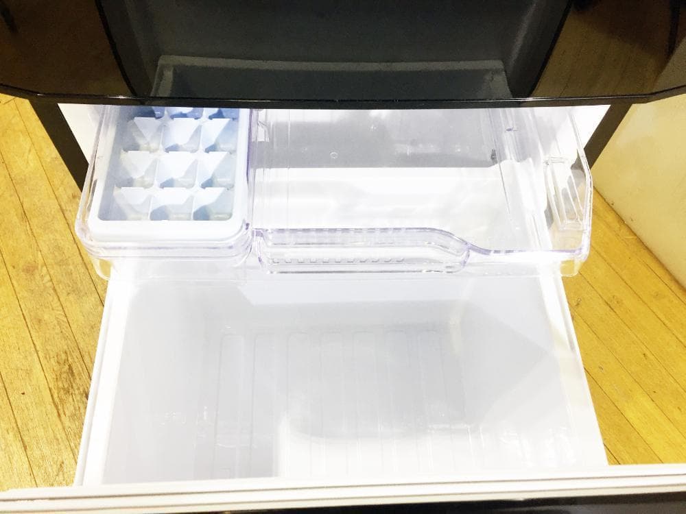 30日迄！送料無料 三菱 146L 冷蔵庫【MR-P15Z-B】