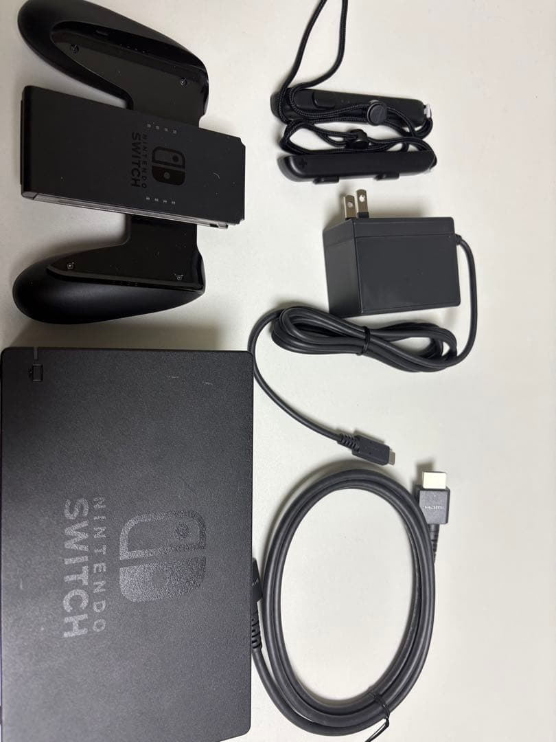 Nintendo Switch 本体 美品 付属品完備 動作確認済み 初期化済み