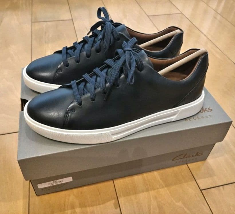 Clarks アンコスタレース (ネイビーレザー)