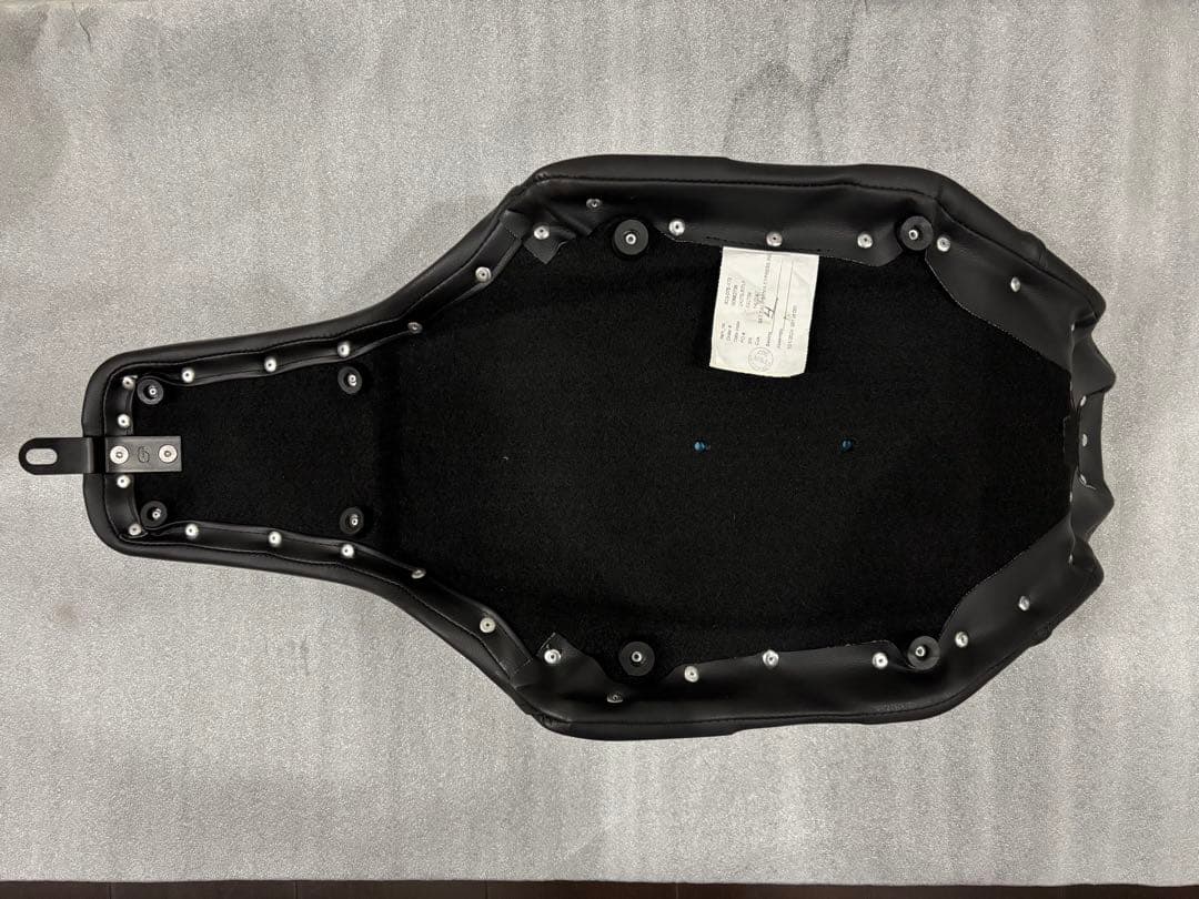 佐々木小次郎　サドルマン ステップアップ シートLS FLHX FLTR