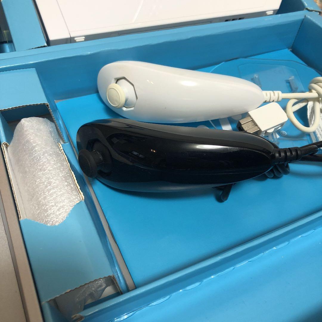 Nintendo Wii 本体とソフト7本セット