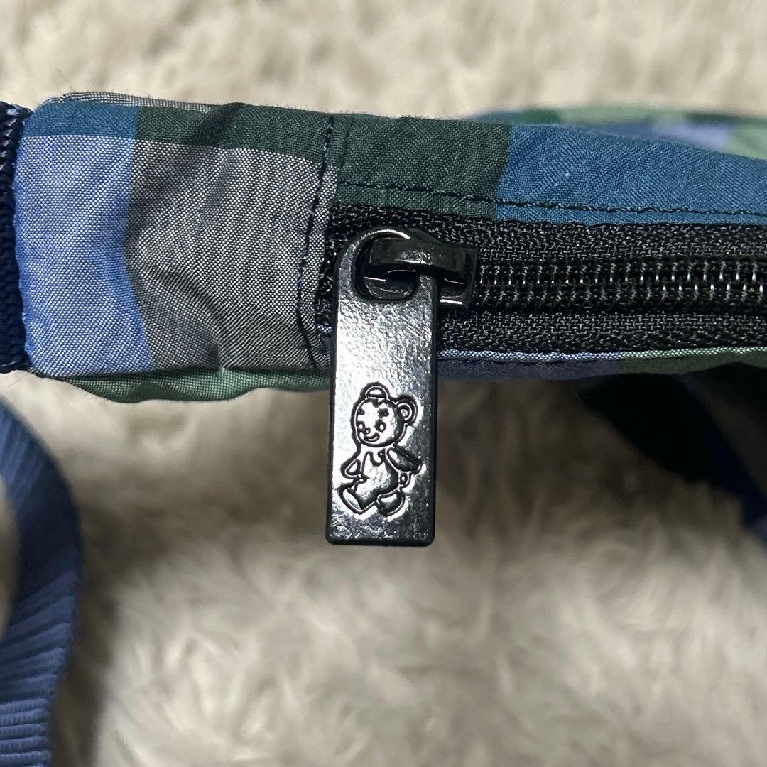 【タグ付き未使用】ファミリア ショルダーバッグ舟形ポシェット XTチェック