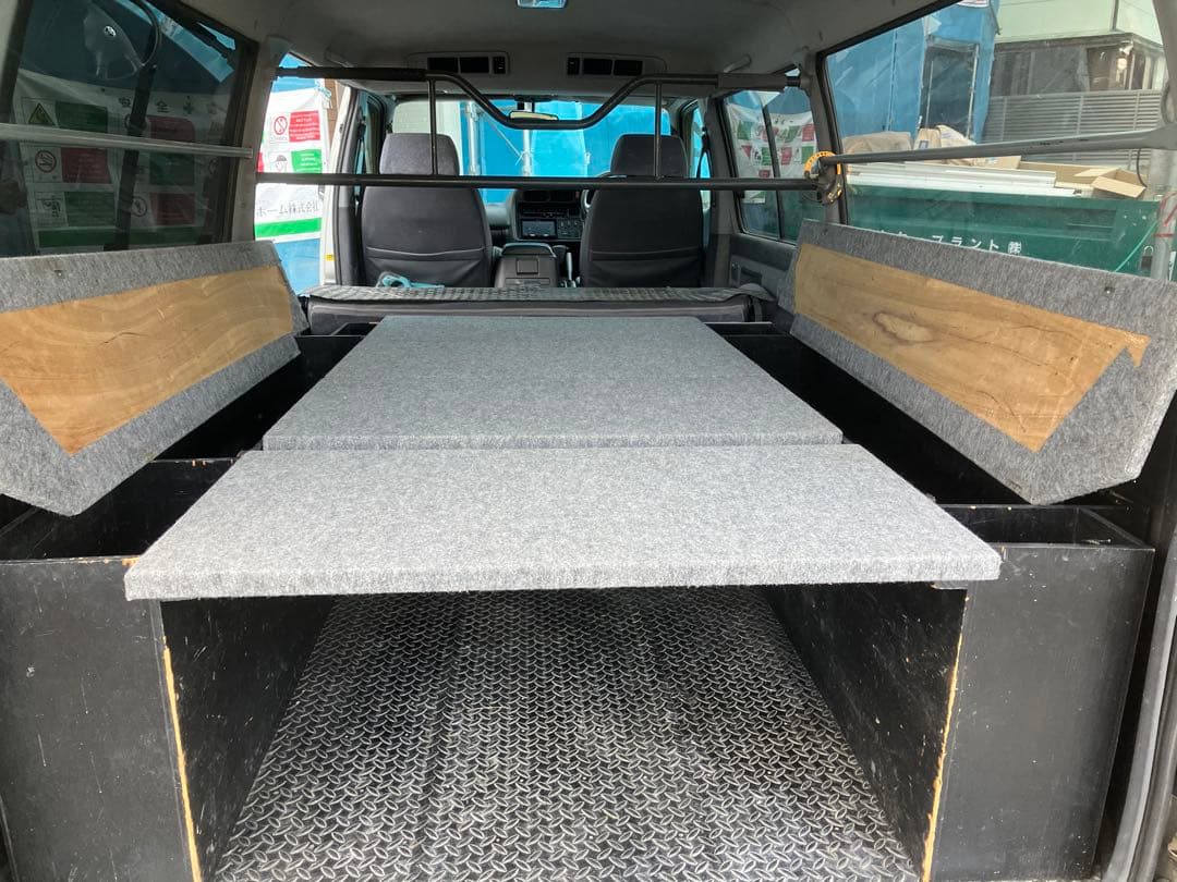 じゅんハイエースベッドキット100系にて使用 直接引き取り限定