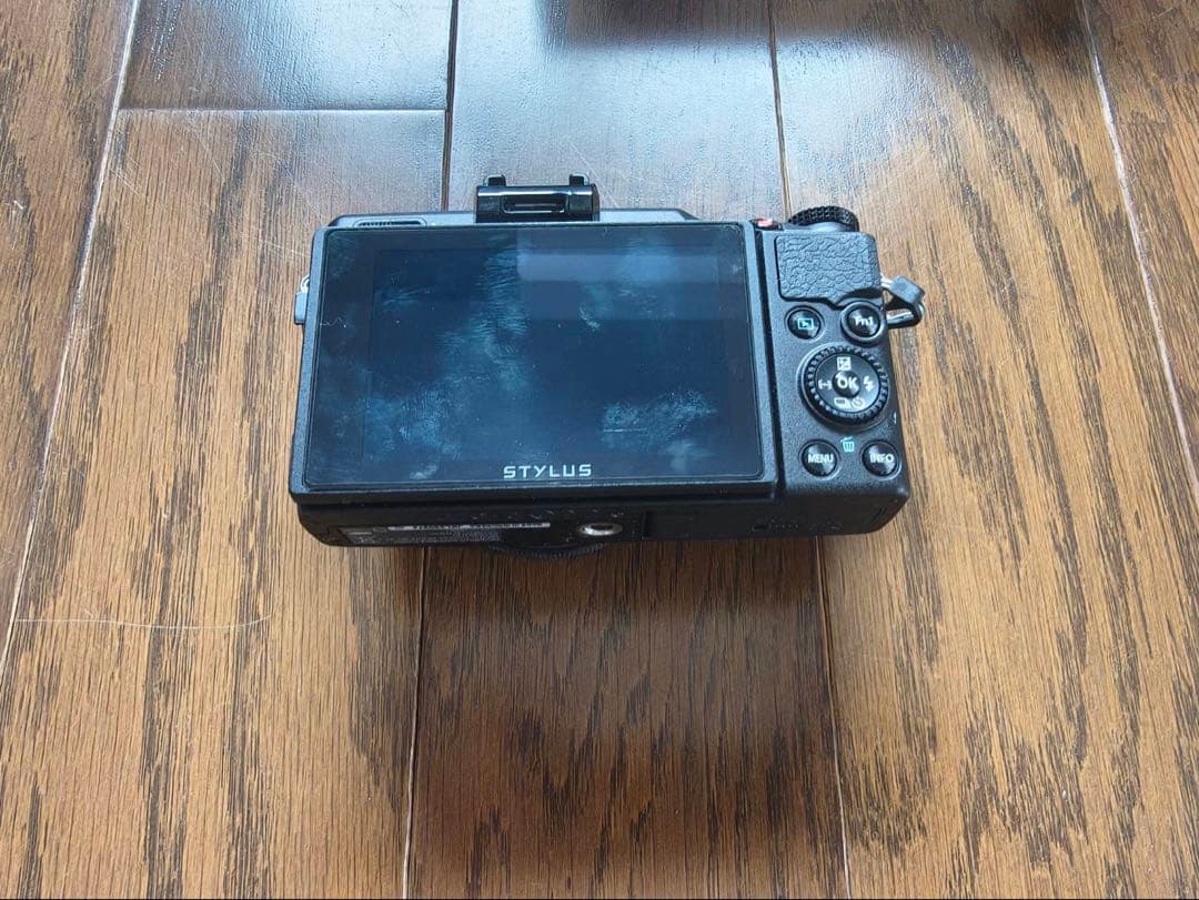 OLYMPUS オリンパス STYLUS XZ-2