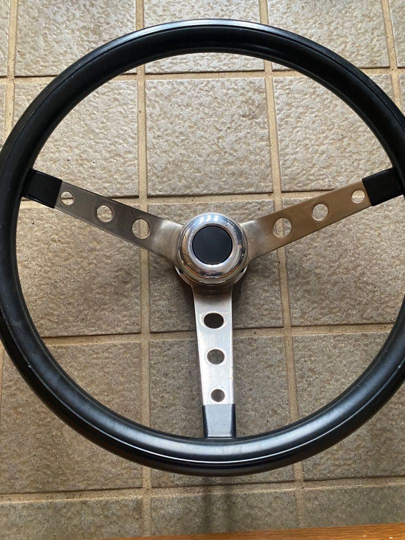 グランツステアリング　ムーンアイズ　セドリックワゴン　ジムニー　軽バン　アメ車